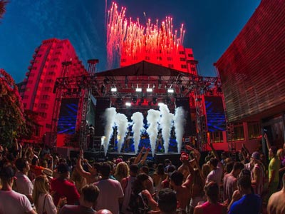 发卡系统直营的轰炸短信软件